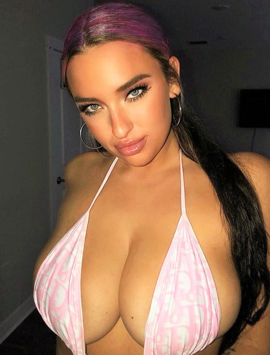 Ирочка  - Индивидуалка Санкт-Петербурга +7(981)155-42-85