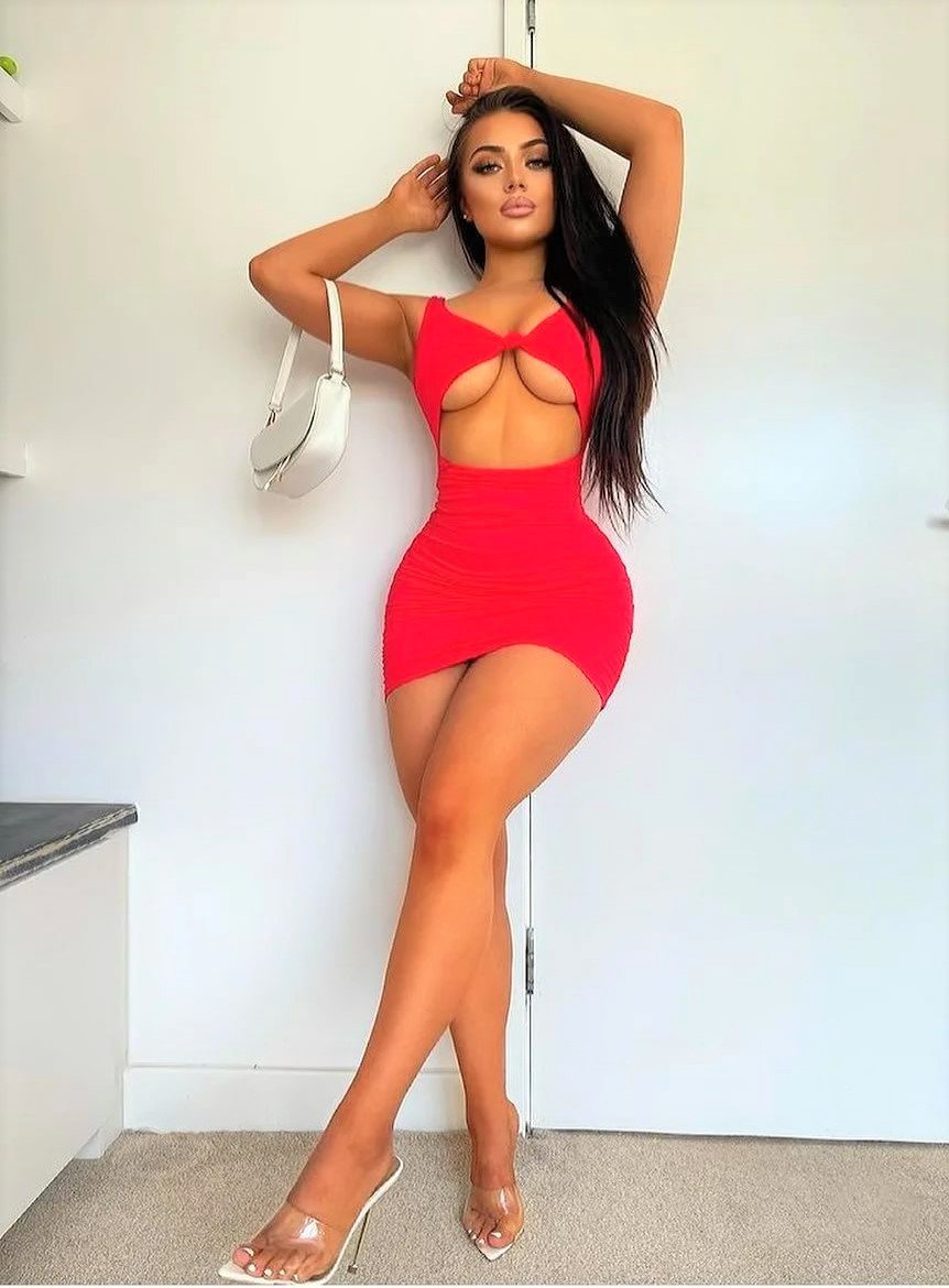 Влада - Индивидуалка Питера +7(981)214-21-80